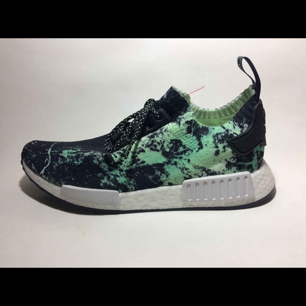 Adidas Mens Size 10 NMD R1 PK Nomad Green Shoes